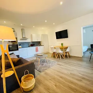 Hyper-centre - 65m2 Apartment