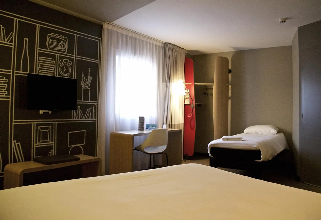 Ibis Lille Centre Grand Palais Hotel
